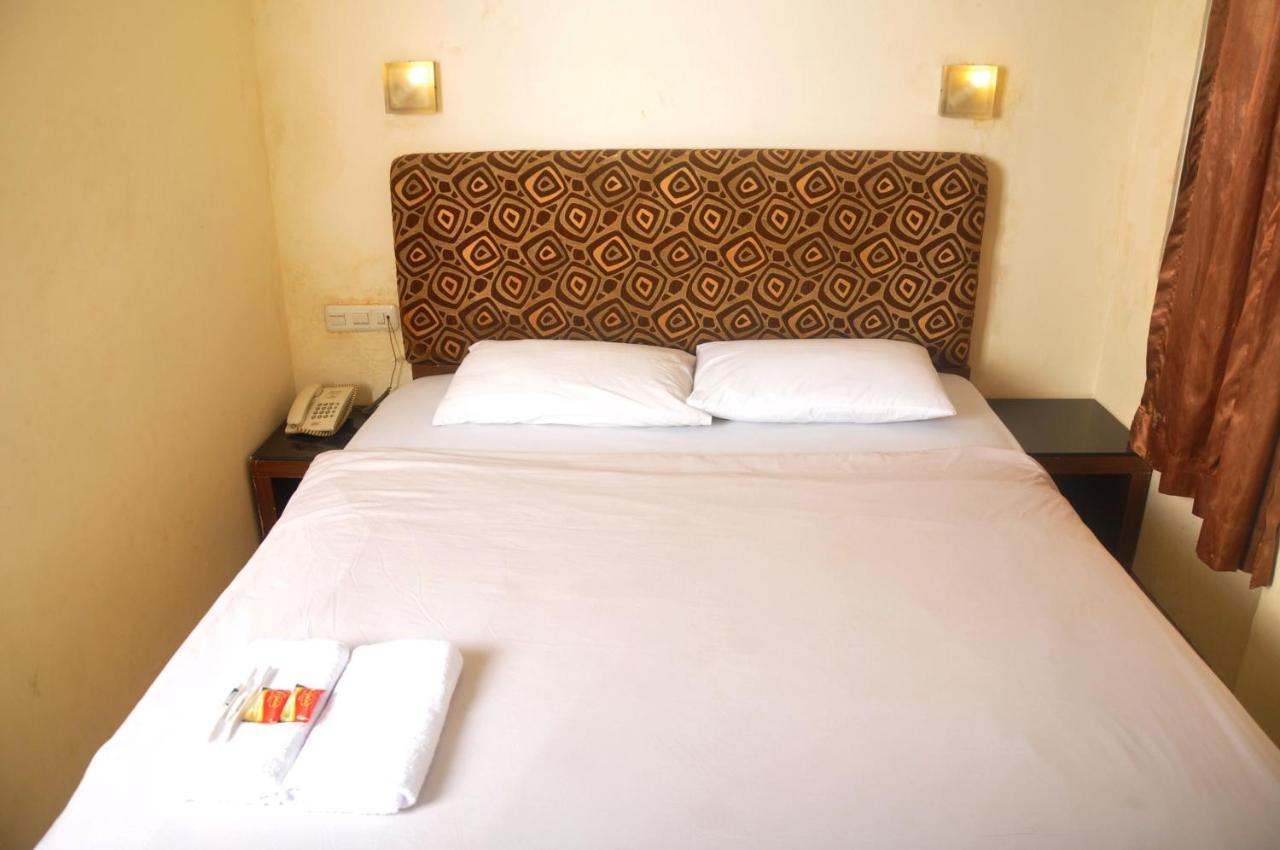 Ams Penthouse Hotel Jakarta Eksteriør billede